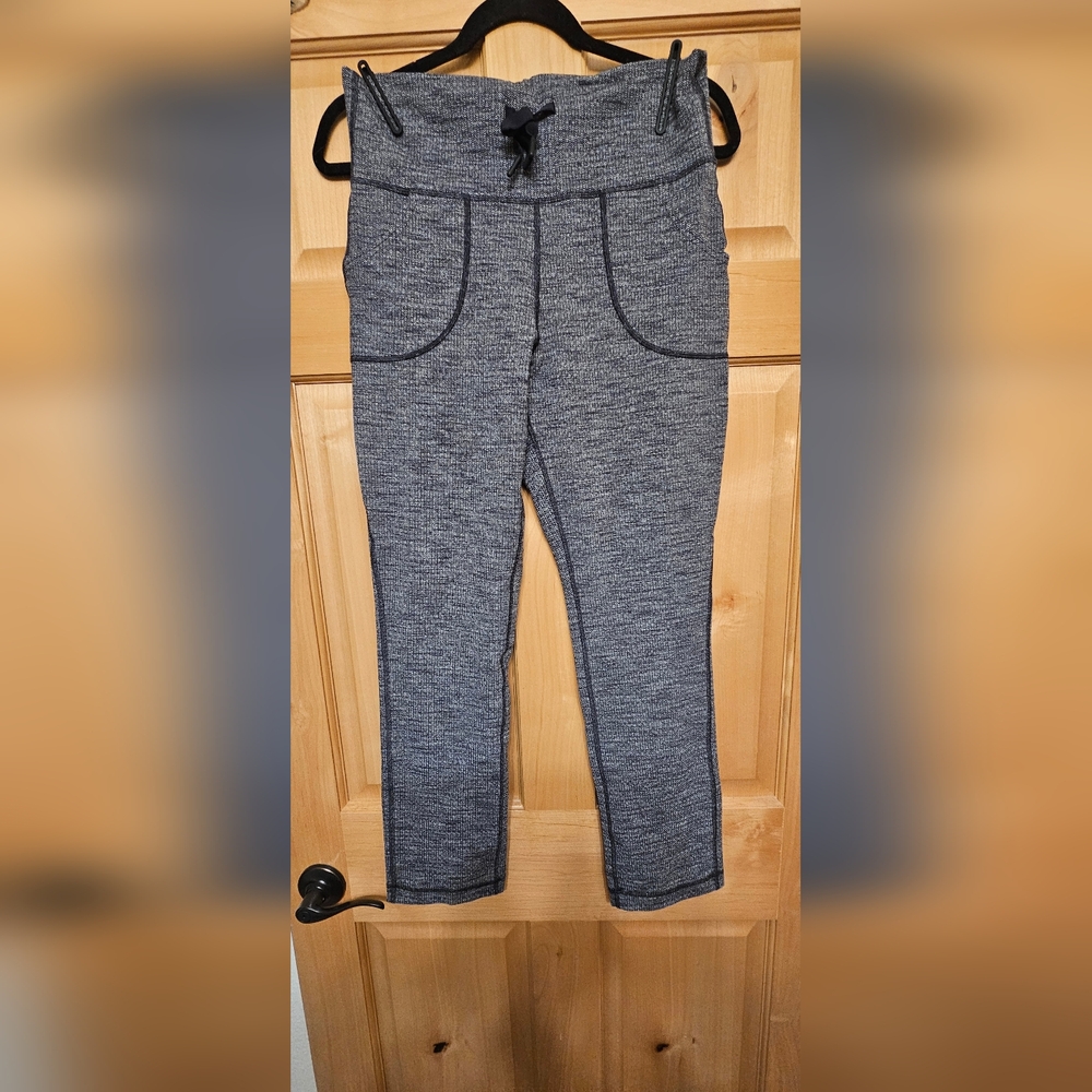 Lululemon joggers/pants, Women's size 10, EUC, gray black colorway